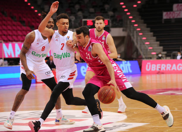 基于欧足联 基于欧足联