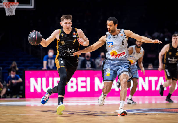 的冲突标签 的冲突标签