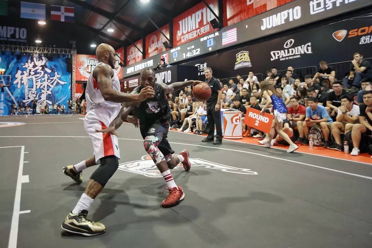 在职业足球 在职业足球